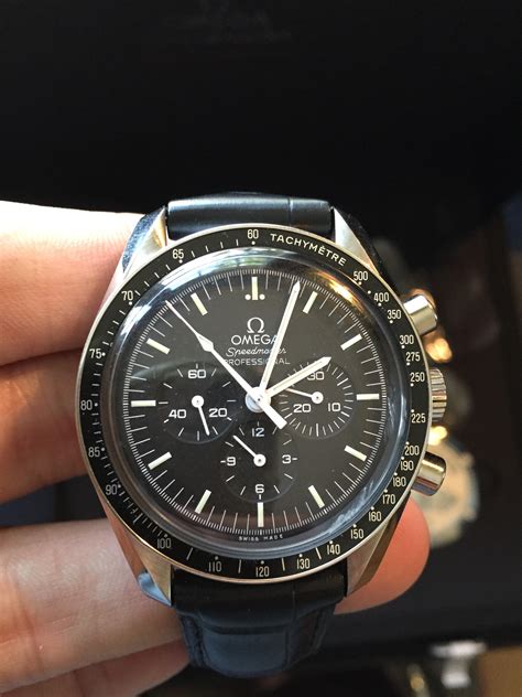 sell Omega Speedmaster professional